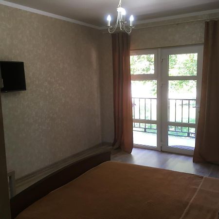 Sofell Otel Pitsunda Dış mekan fotoğraf